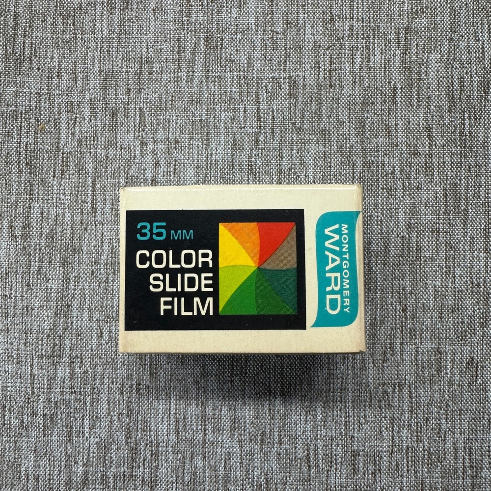 Vintage Montgomery Ward 35mm Color Slide Film 135-20 EXP 1970 Germany 67-1500